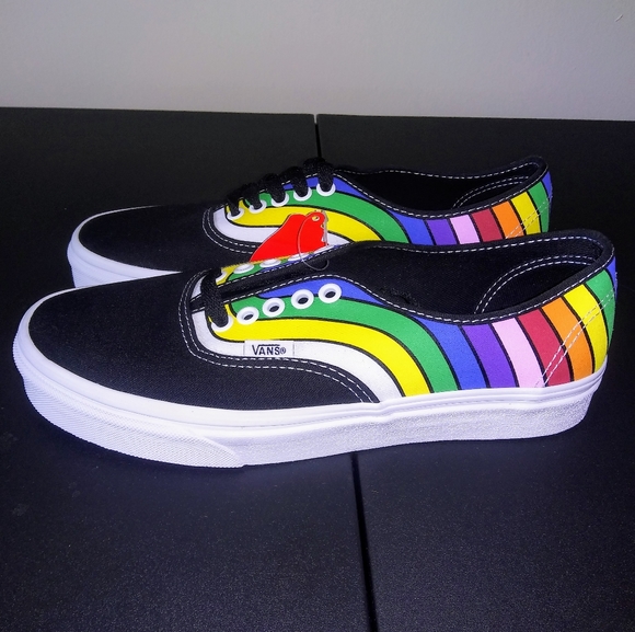 Vans Shoes - Vans Authentic